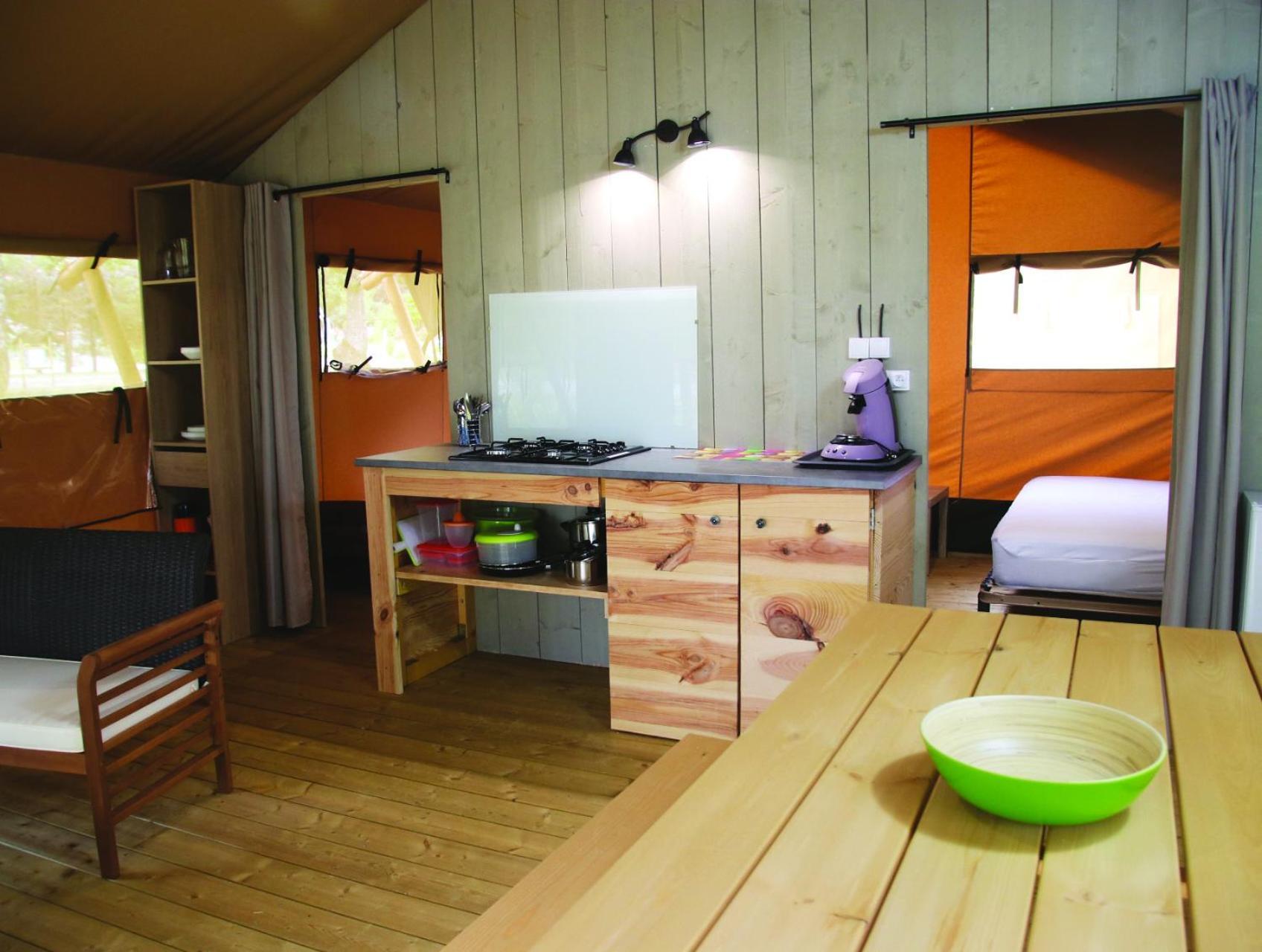 Penzion Camping Fontaine Du Roc Devillac Exteriér fotografie