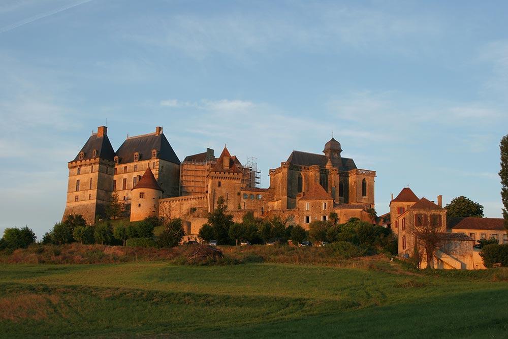 Penzion Camping Fontaine Du Roc Devillac Exteriér fotografie
